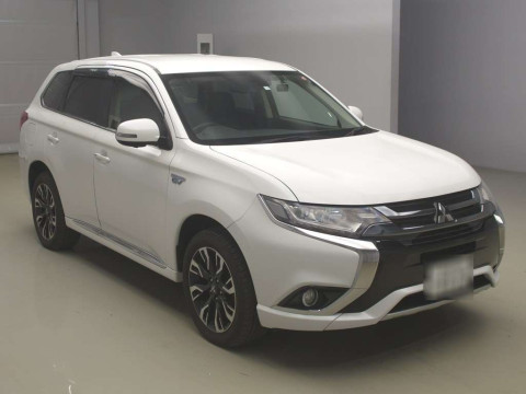 2015 Mitsubishi Outlander PHEV GG2W[1]