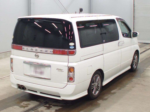 2006 Nissan Elgrand NE51[1]