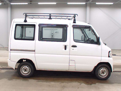 2012 Nissan NV100 Clipper U72V[2]