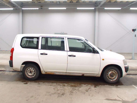 2007 Toyota Probox Van NLP51V[2]