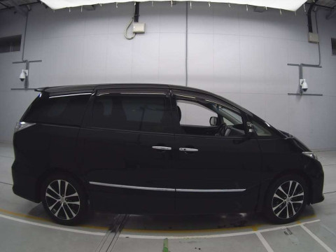 2013 Toyota Estima ACR50W[2]