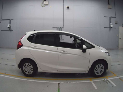 2015 Honda Fit GK3[2]