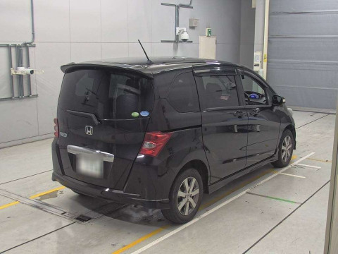 2010 Honda Freed GB4[1]