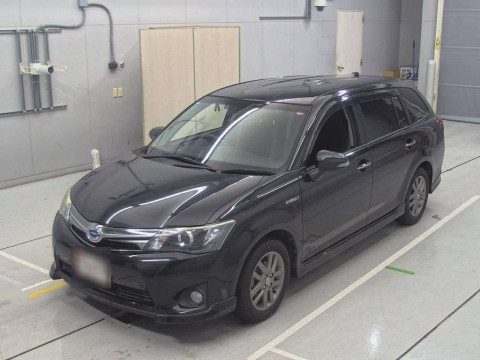 2014 Toyota Corolla Fielder NKE165G[0]