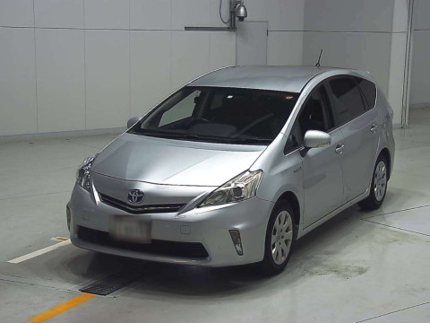 2012 Toyota Prius alpha ZVW41W[0]