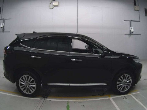 2018 Toyota Harrier ZSU60W[2]