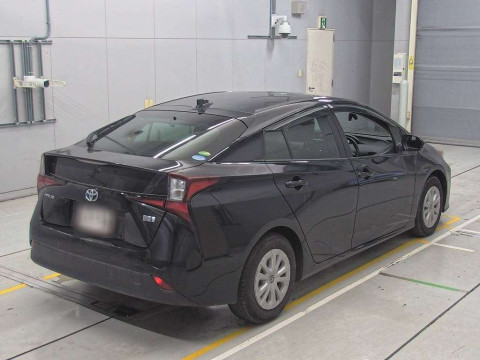 2020 Toyota Prius ZVW51[1]