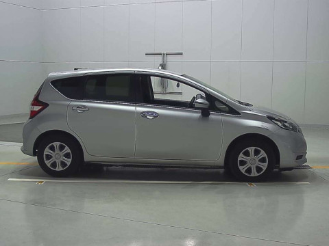 2020 Nissan Note E12[2]