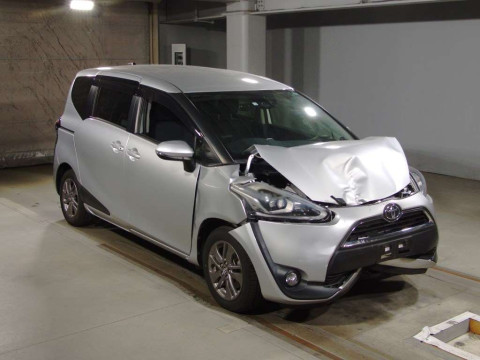 2016 Toyota Sienta NSP170G[2]