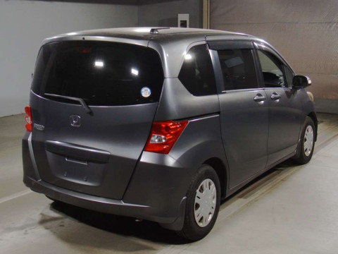 2010 Honda Freed GB3[1]