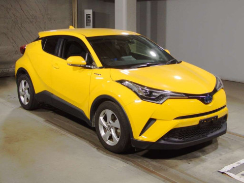 2018 Toyota C-HR ZYX10[2]