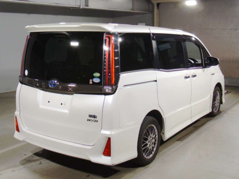 2018 Toyota Noah ZWR80W[1]