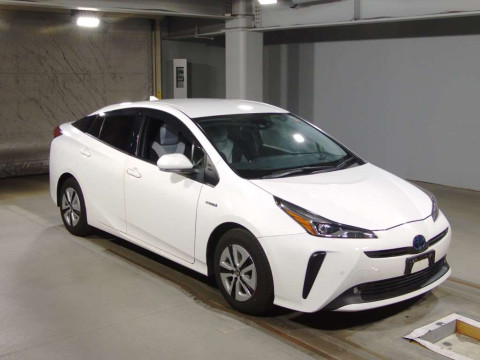 2019 Toyota Prius ZVW51[2]