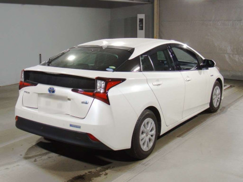 2019 Toyota Prius ZVW51[1]