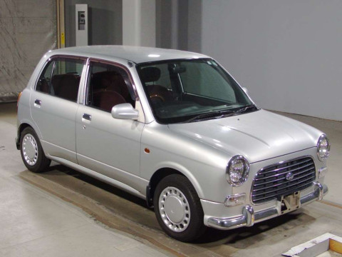 1999 Daihatsu Miragino L700S[2]