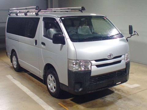 2015 Toyota Hiace Van KDH206V[2]