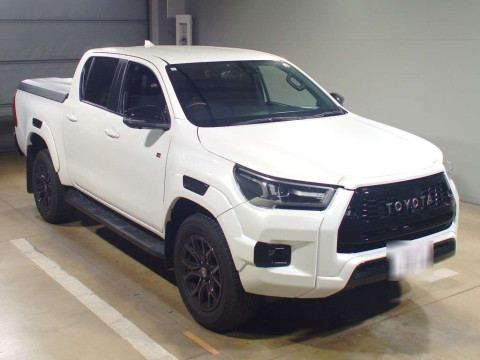 2024 Toyota Hilux GUN125[2]