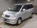 2002 Toyota Noah