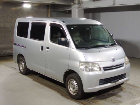 2016 Toyota Townace Van S402M[2]