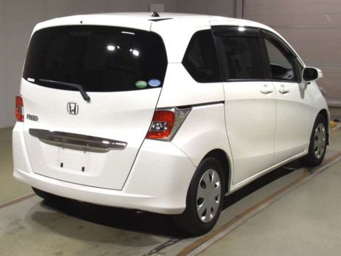 2015 Honda Freed GB3[1]