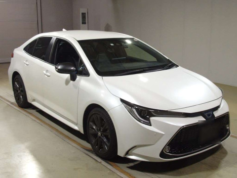 2021 Toyota Corolla Sedan ZWE211[2]