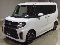 2020 Daihatsu Tanto Custom