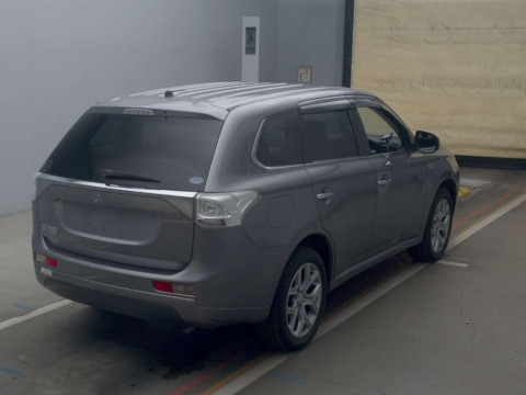 2014 Mitsubishi Outlander PHEV GG2W[1]