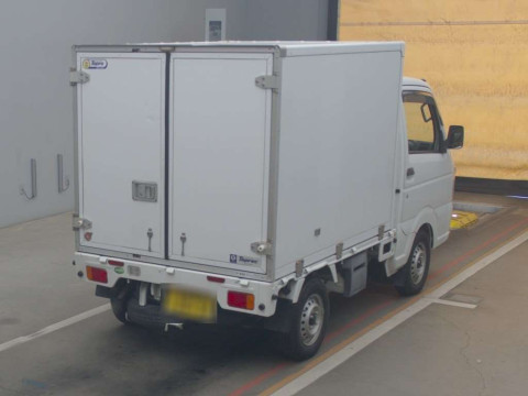 2015 Mazda Scrum Truck DG16T[1]