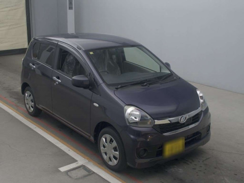 2016 Daihatsu Mira es LA310S[2]