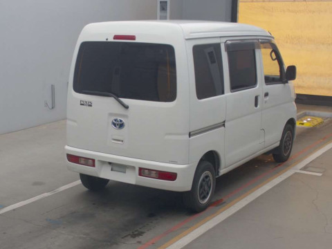 2013 Toyota Pixis Van S321M[1]