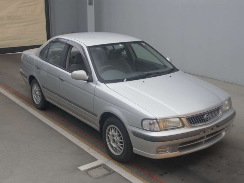 2001 Nissan Sunny FB15[2]