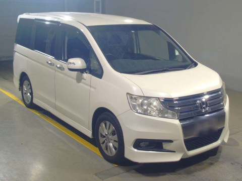 2012 Honda Step WGN Spada RK5[2]