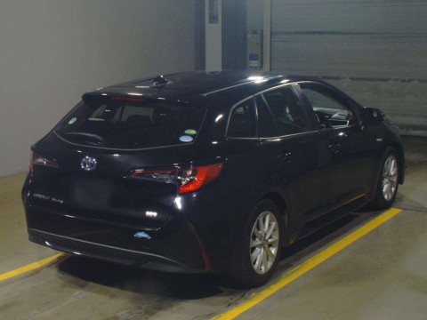 2019 Toyota Corolla Touring Wagon ZWE211W[1]