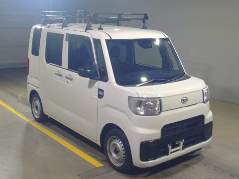 2020 Daihatsu Hijet Caddie LA700V[1]