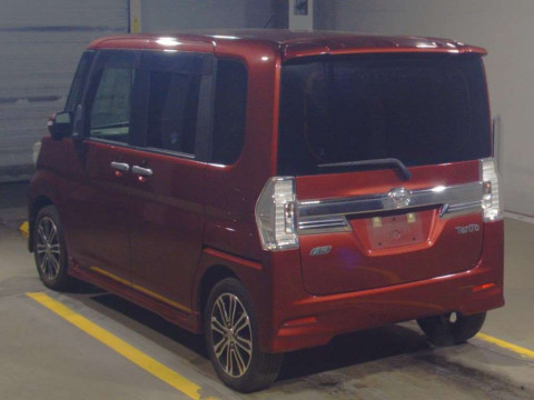 2014 Daihatsu Tanto Custom LA600S[1]