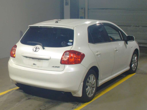 2006 Toyota Auris ZRE152H[1]