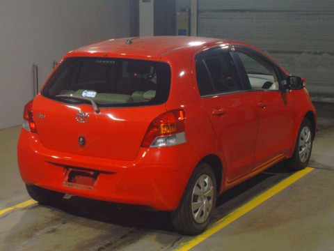 2010 Toyota Vitz SCP90[1]