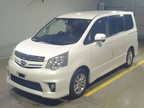 2012 Toyota Noah ZRR70W[0]