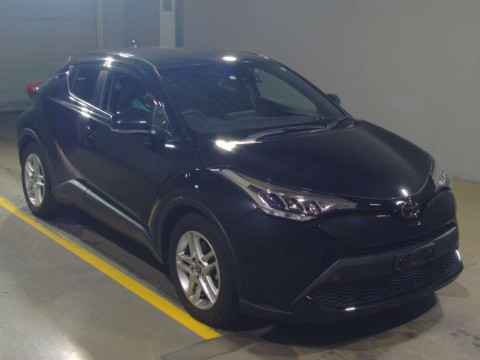 2022 Toyota C-HR NGX10[2]