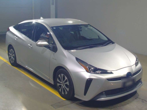 2019 Toyota Prius ZVW51[2]