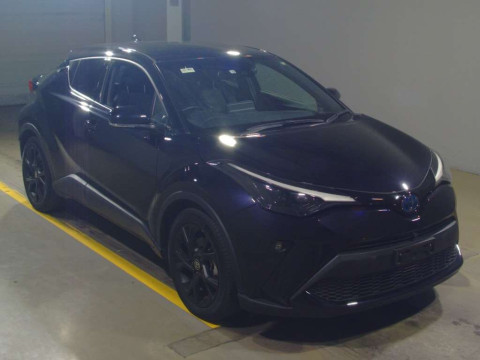 2022 Toyota C-HR ZYX11[2]