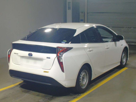 2018 Toyota Prius ZVW50[1]