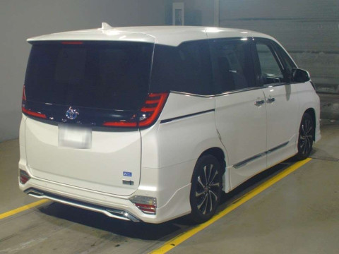 2022 Toyota Noah ZWR90W[1]