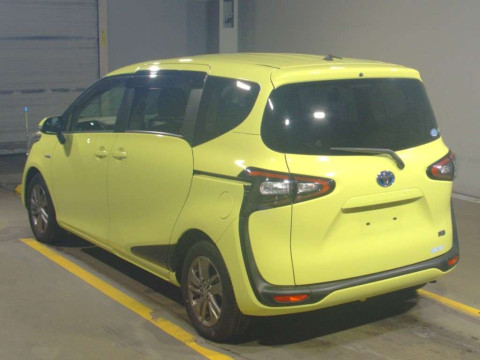 2016 Toyota Sienta NHP170G[2]