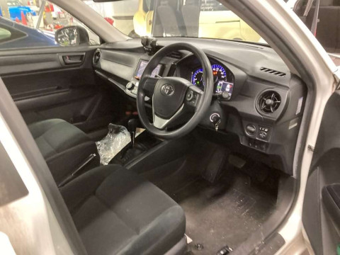 2019 Toyota Corolla Axio NKE165[2]