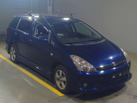 2003 Toyota Wish ZNE14G[2]