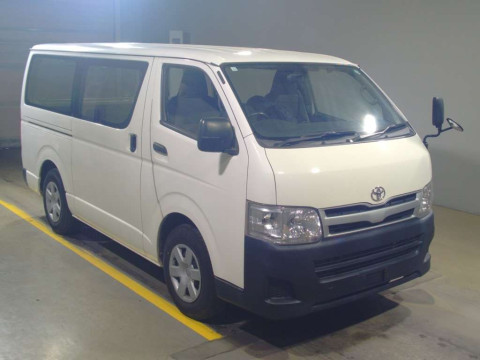 2012 Toyota Regiusace Van TRH200V[1]