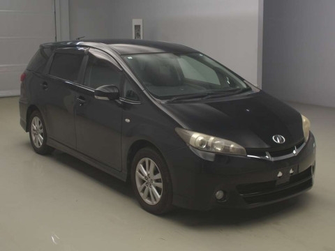 2011 Toyota Wish ZGE20W[1]