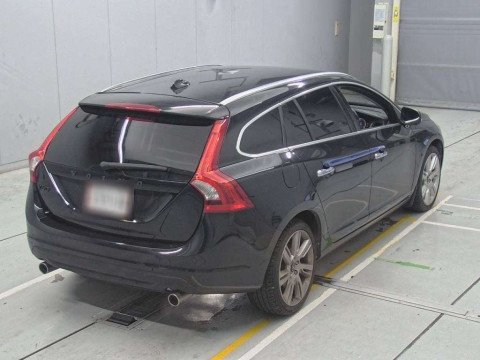 2011 Volvo V60 FB4164T[1]