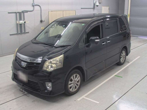 2012 Toyota Noah ZRR70W[0]